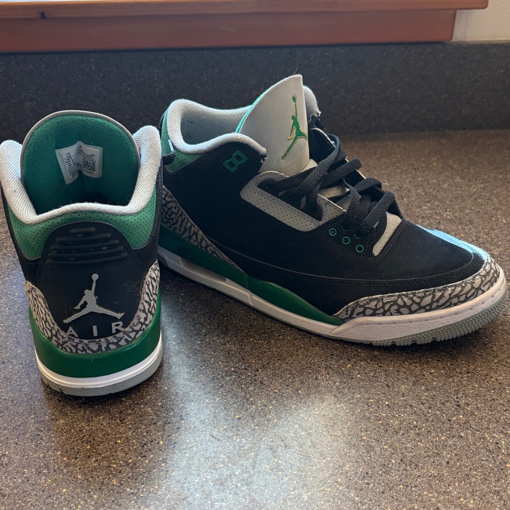 Jordan basketball Shoes Black and Green